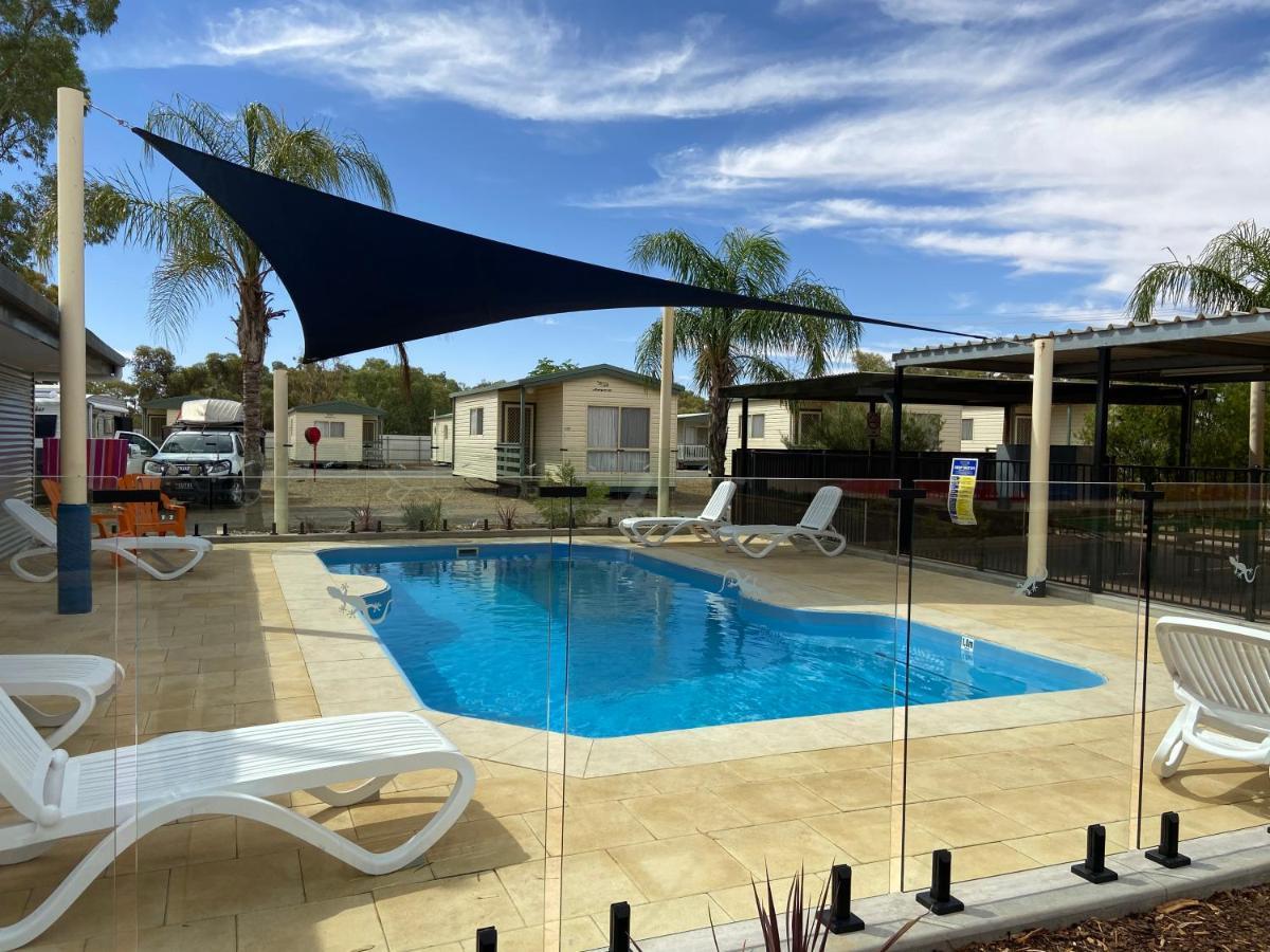 Hotel Broken Hill Tourist Park Esterno foto